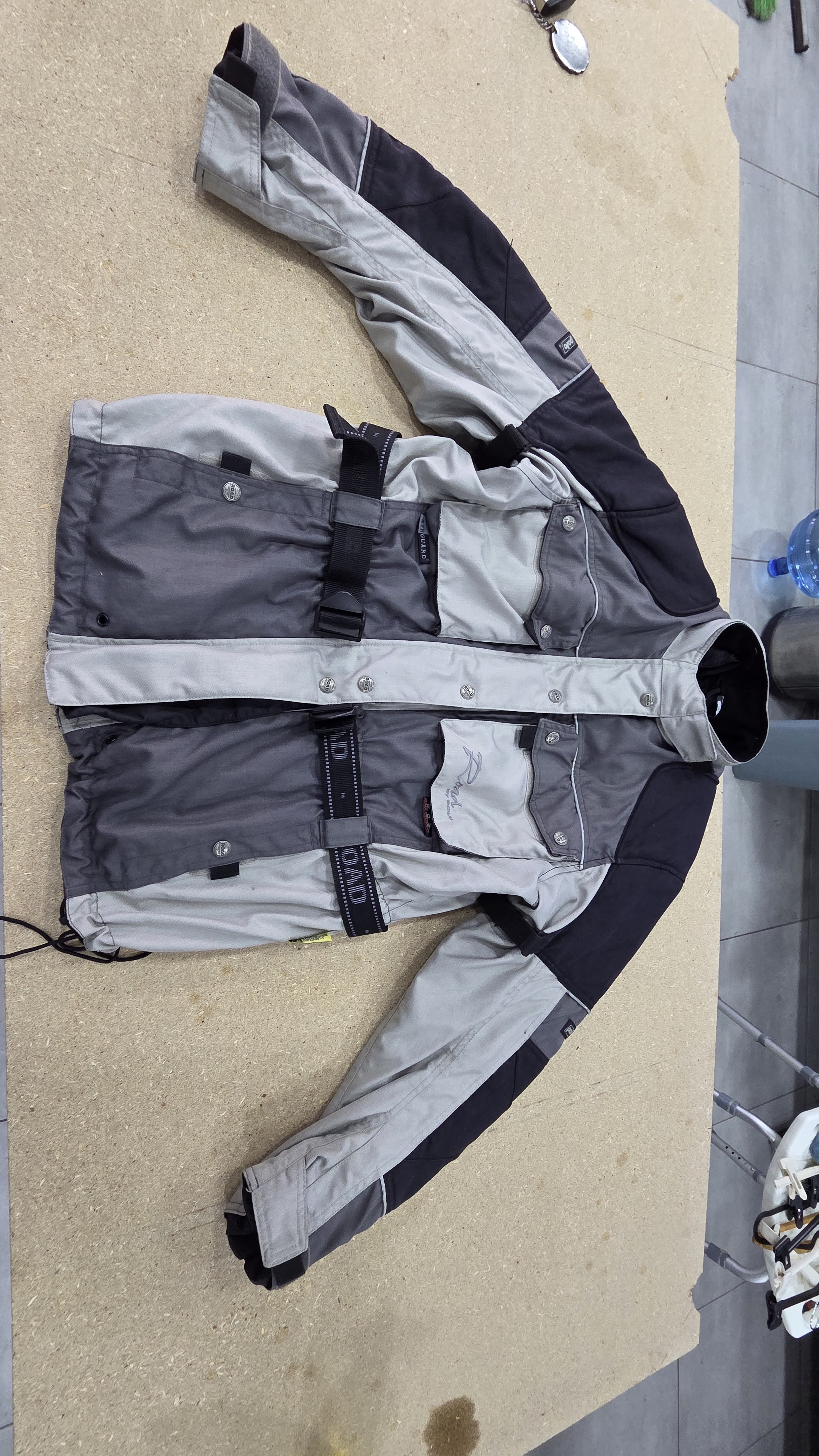 Polo marka Mont