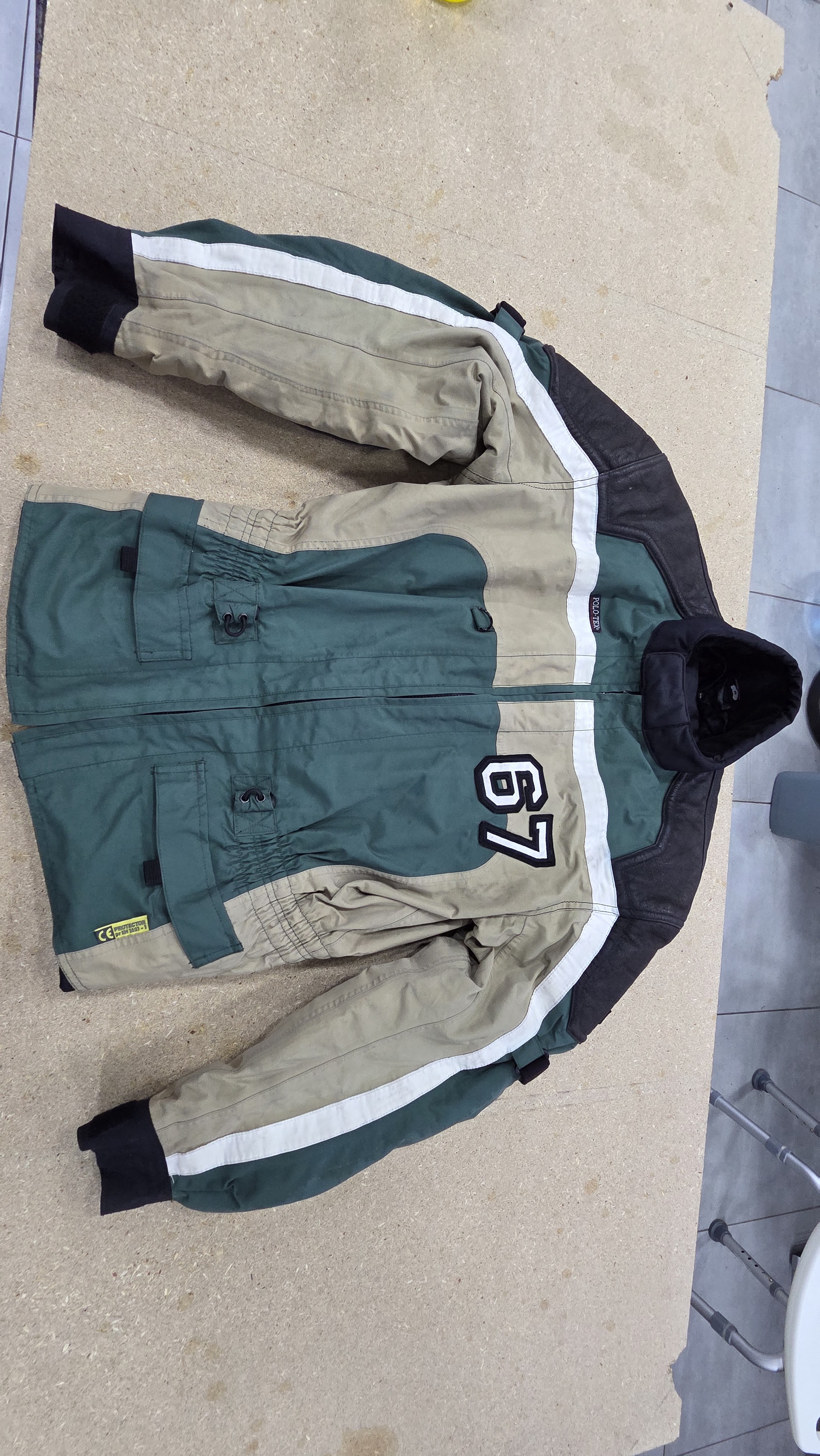 Polo mont