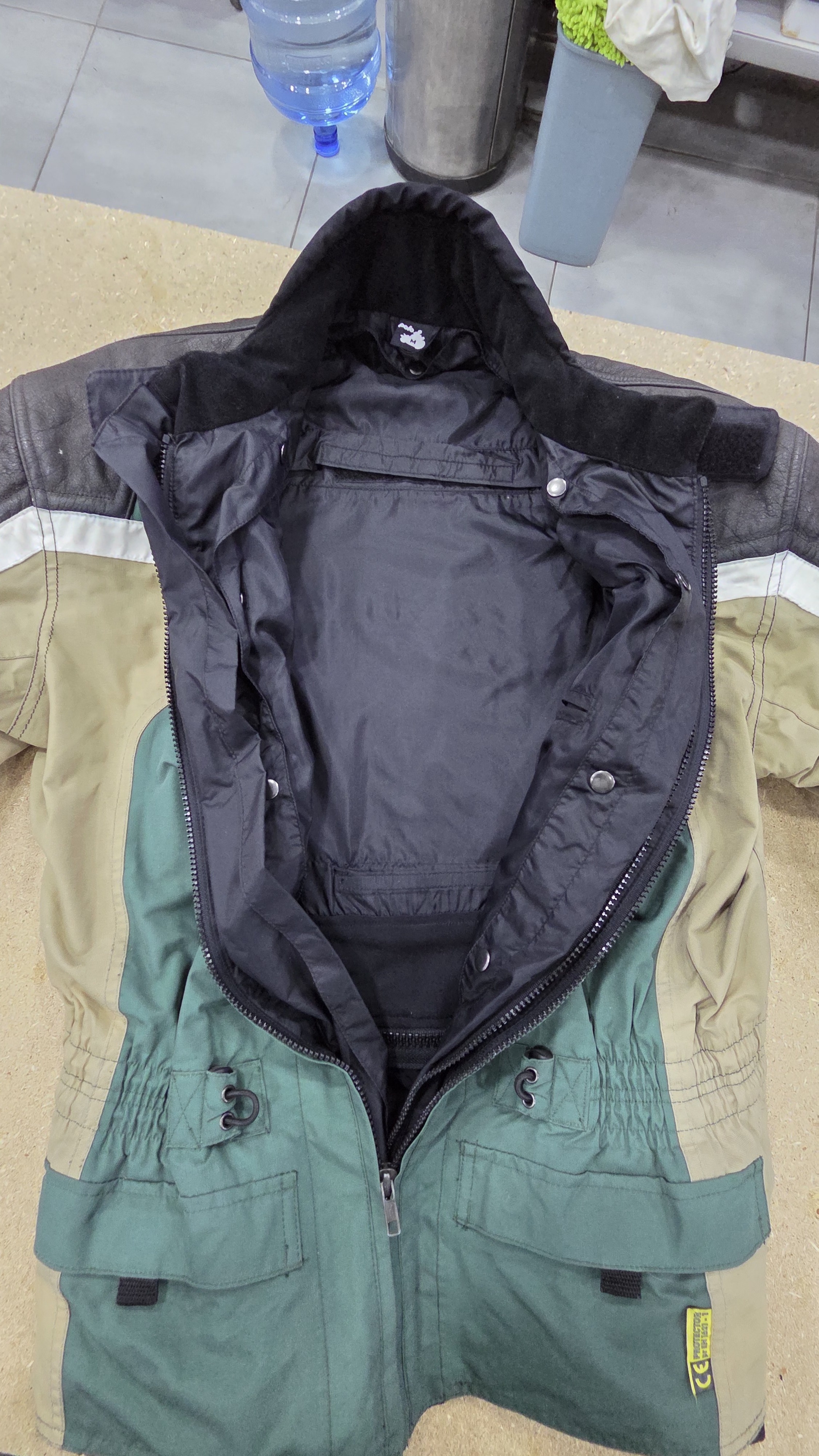 Polo mont